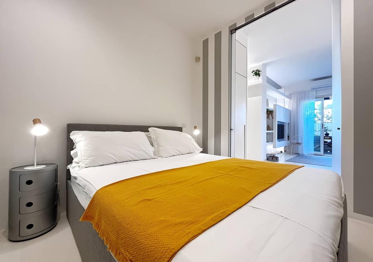 Solemar Sicilia - White Loft Apartment Palermo Ngoại thất bức ảnh